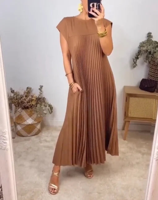 Ophelia - Pleated Maxi Dress